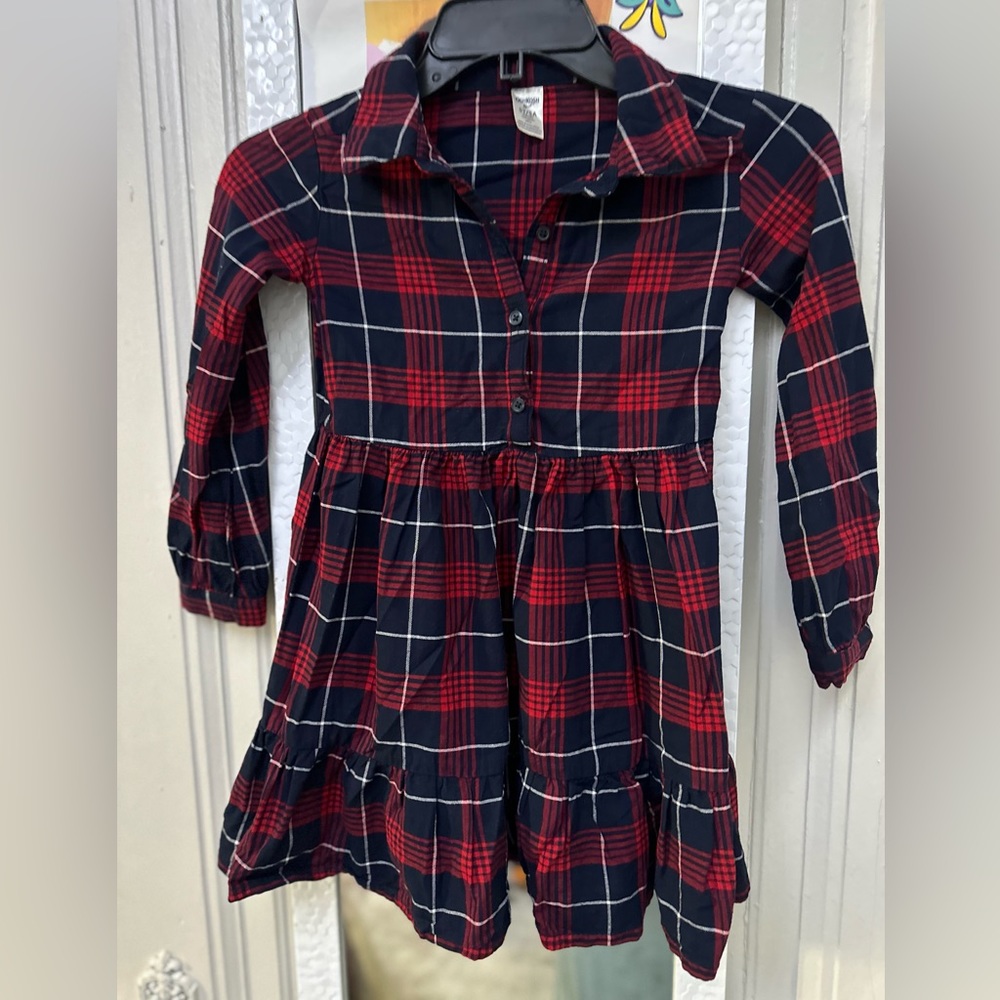 Plaid dress for toddlers.